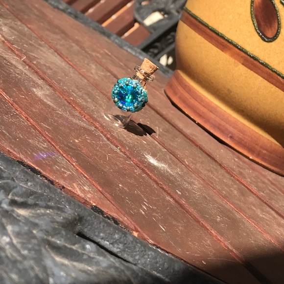 Handmade Beaded Ring - Picture 4 of 9